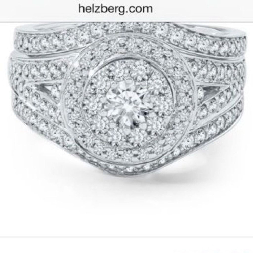 Helzberg Diamond 14K 1 1/3 CTW RD White Gold Halo Bridal Wedding Ring Set